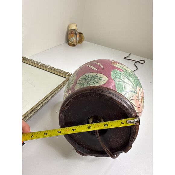 Vintage Chinese Porcelain Ginger Jar Lamp Floral Painted with Brass Detail with - Picture 5 of 8